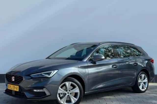 SEAT Leon (2025) thumbnail 1