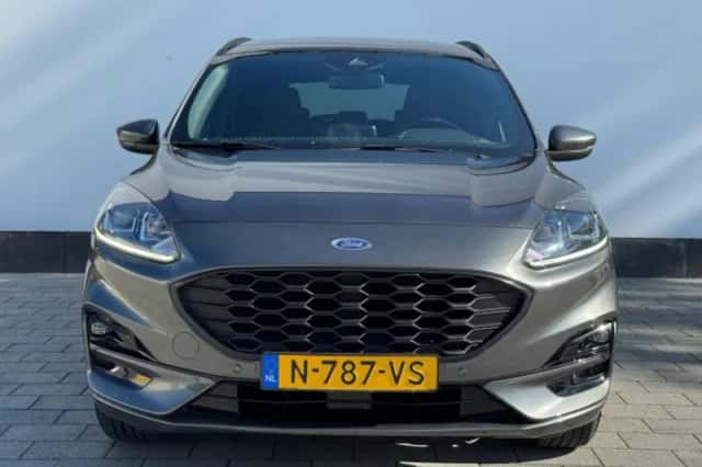 Ford Kuga (2022) thumbnail 6