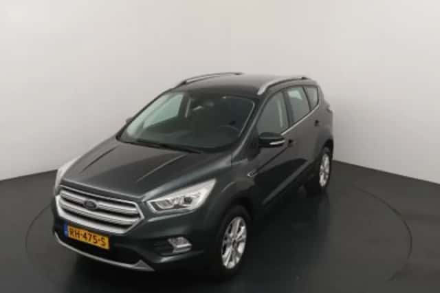 Ford Kuga (2017) thumbnail 4