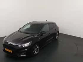 Ford Focus (2020) thumbnail 3