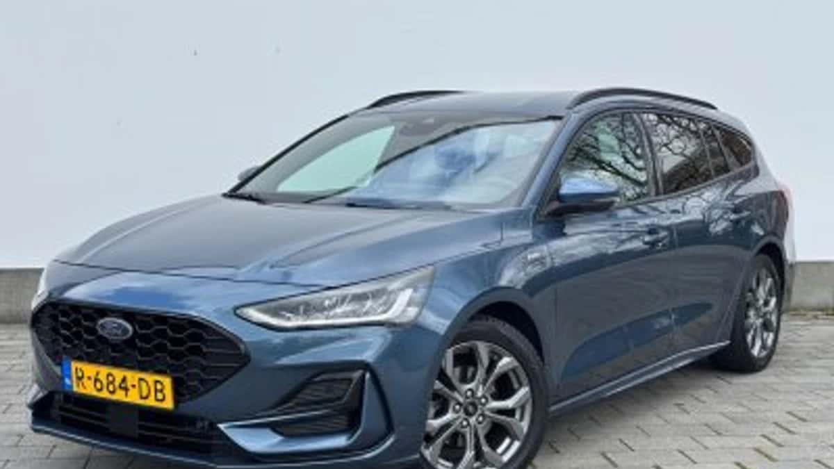 Ford Focus (2020) — foto 1