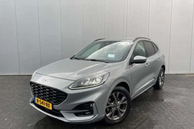 Ford Kuga (2021) thumbnail 1