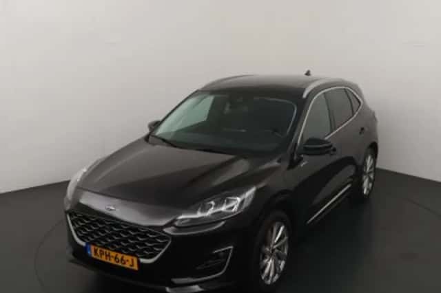Ford Kuga (2021) thumbnail 2