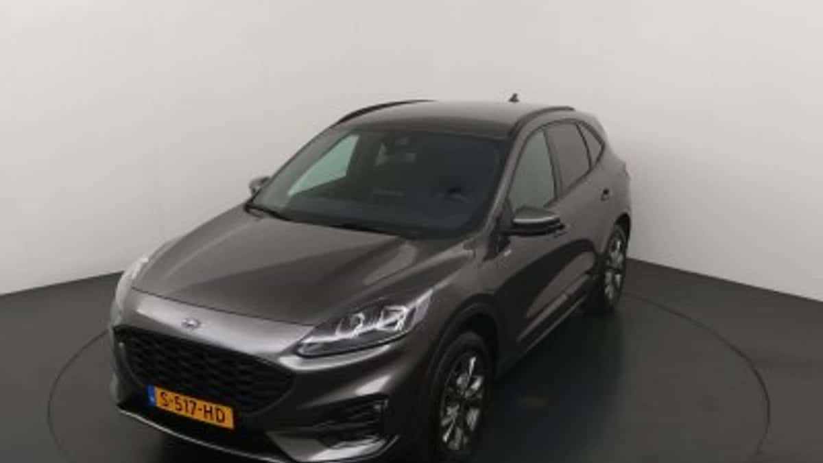 Ford Kuga (2023) — foto 1