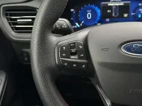 Ford Kuga (2022) thumbnail 7