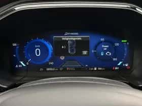 Ford Kuga (2022) thumbnail 8