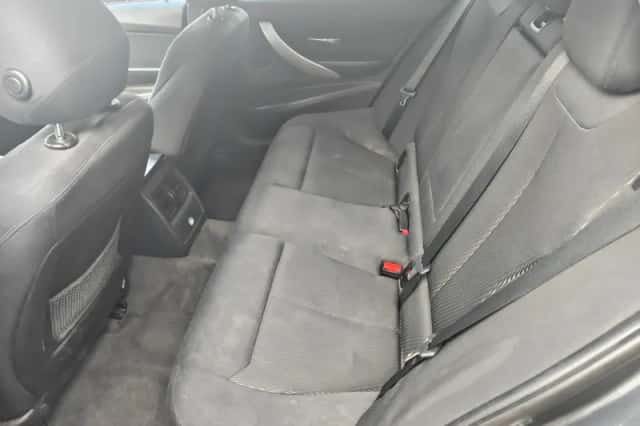 BMW 3-Serie (2013) thumbnail 6
