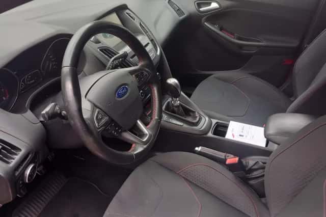 Ford Focus (2016) thumbnail 4
