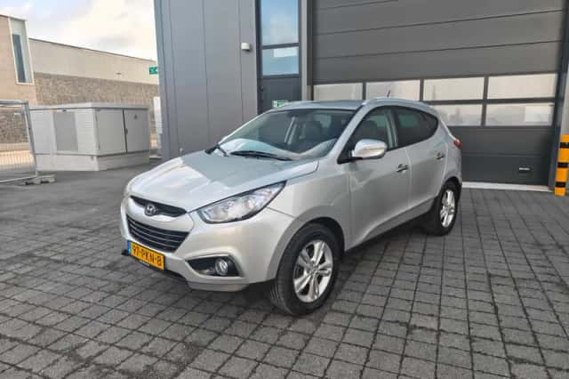 Hyundai ix35 (2011) thumbnail 1