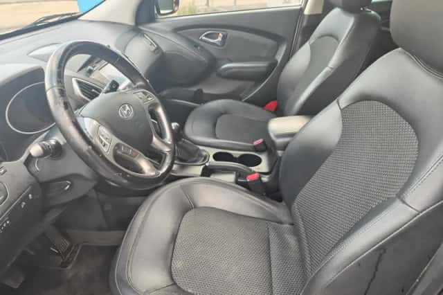 Hyundai ix35 (2011) thumbnail 5