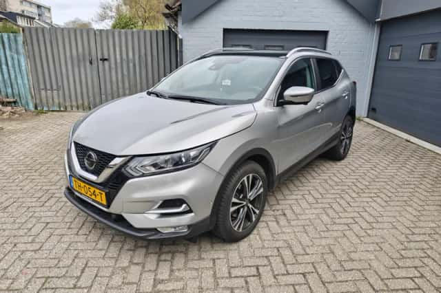 Nissan Qashqai (2018) thumbnail 1