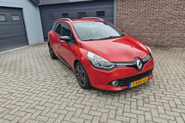 Renault Clio (2013) thumbnail 2