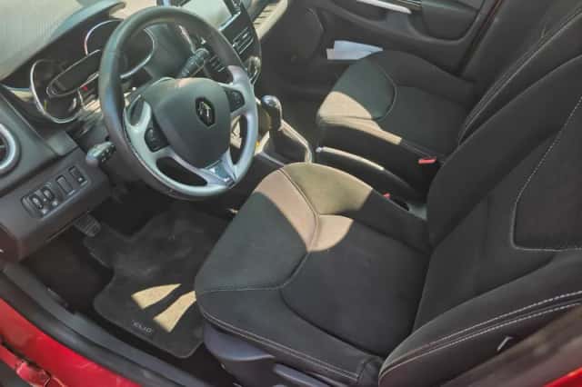 Renault Clio (2013) thumbnail 4