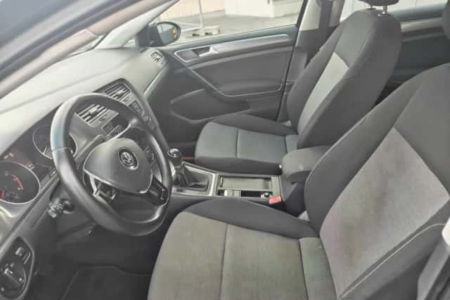 Volkswagen Golf (2014) thumbnail 5