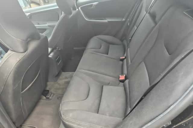 Volvo V60 (2014) thumbnail 6