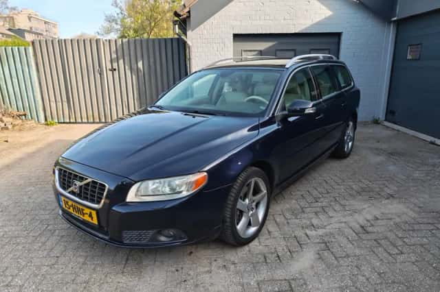 Volvo V70 (2008) thumbnail 1