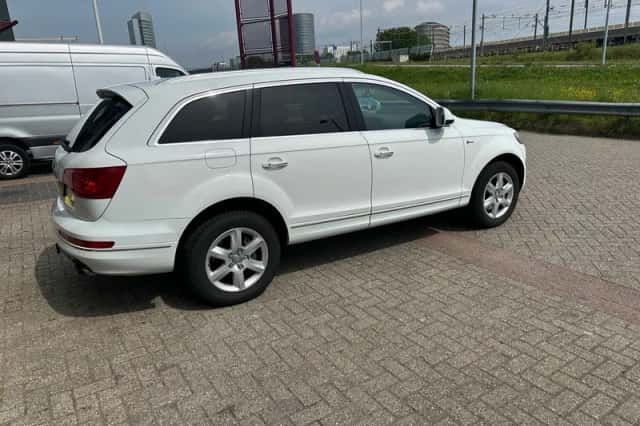 Audi Q7 (2015) thumbnail 5