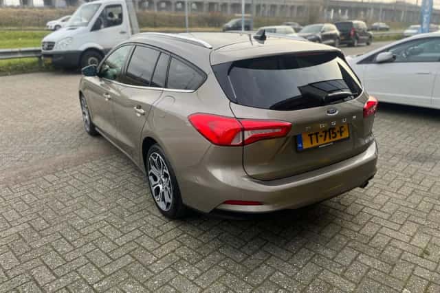Ford Focus (2018) thumbnail 4