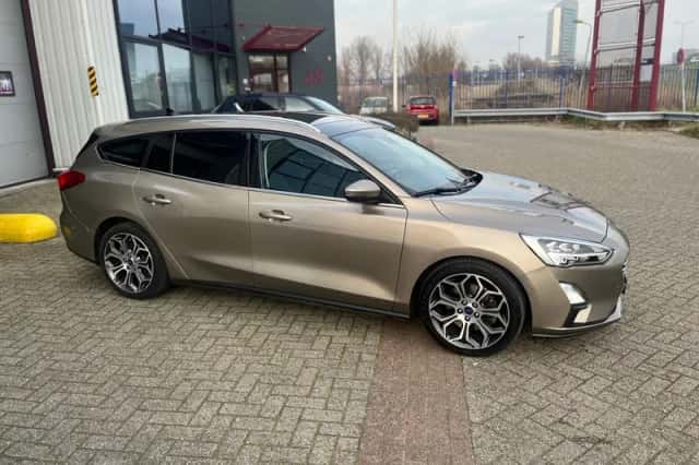 Ford Focus (2018) thumbnail 6