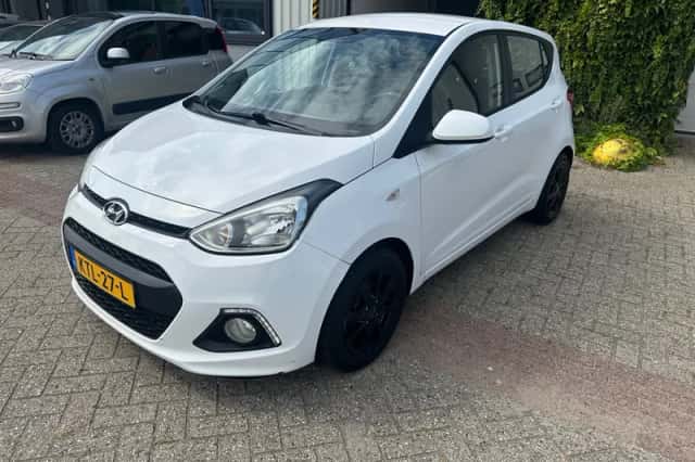 Hyundai i10 (2015) thumbnail 1
