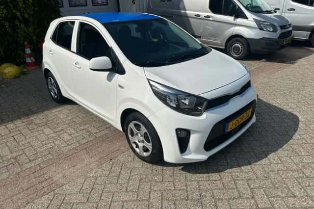 Kia Picanto (2020) thumbnail 3