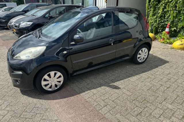 Peugeot 107 (2013) thumbnail 5