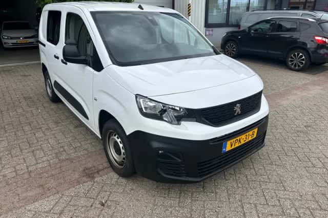 Peugeot Partner (2022) thumbnail 3