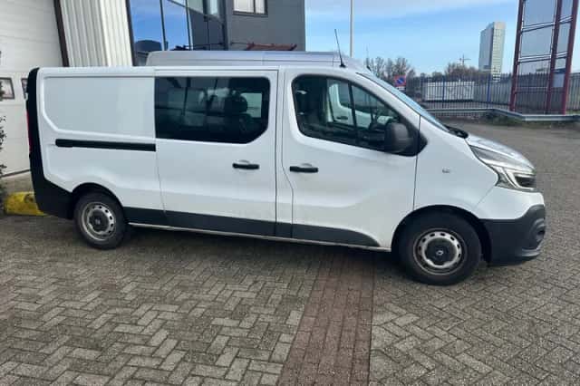 Renault Trafic (2020) thumbnail 6
