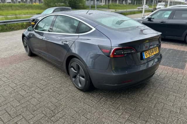 Tesla Model 3 (2019) thumbnail 4