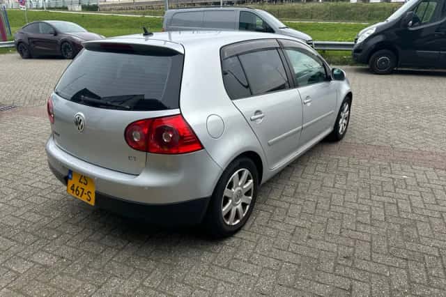 Volkswagen Golf (2006) thumbnail 2