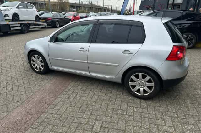 Volkswagen Golf (2006) thumbnail 5