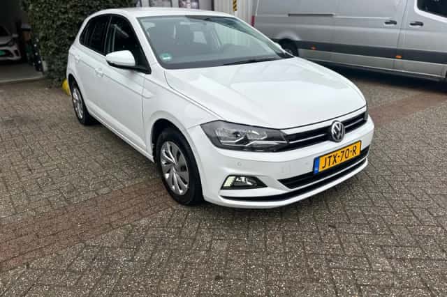 Volkswagen Polo (2018) thumbnail 3