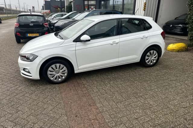 Volkswagen Polo (2018) thumbnail 5