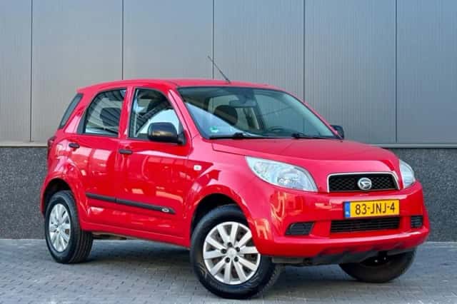 Daihatsu Terios (2009) thumbnail 3