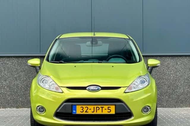Ford Fiesta (2009) thumbnail 6