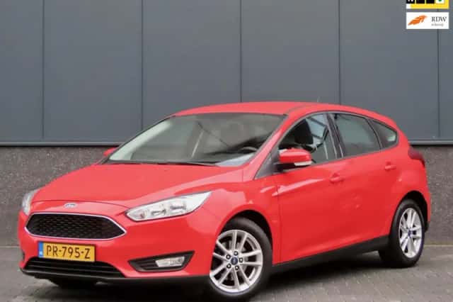 Ford Focus (2017) thumbnail 2