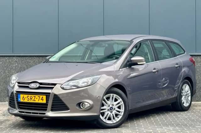 Ford Focus (2013) thumbnail 2
