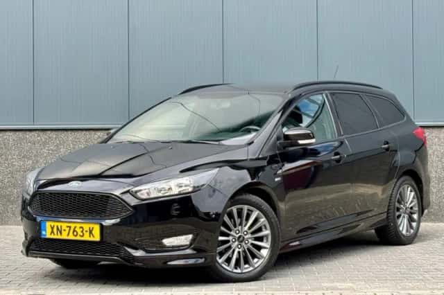 Ford Focus (2018) thumbnail 1