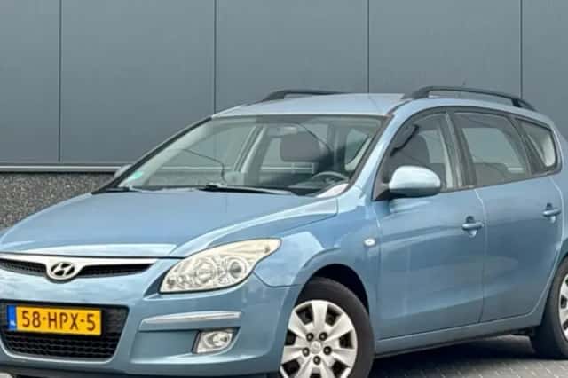 Hyundai i30 (2009) thumbnail 1