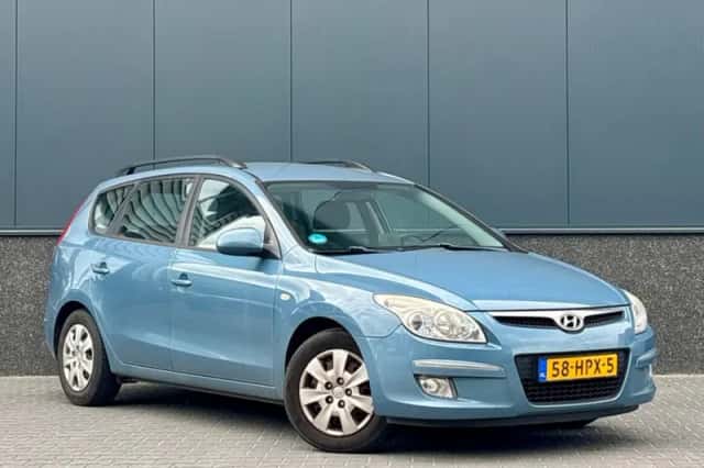 Hyundai i30 (2009) thumbnail 3