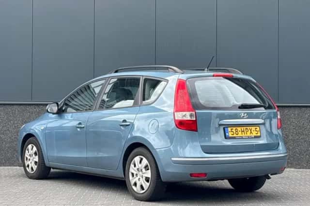 Hyundai i30 (2009) thumbnail 4