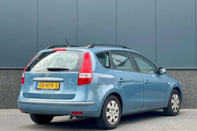 Hyundai i30 (2009) thumbnail 5