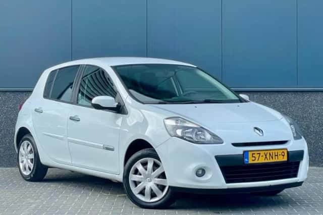 Renault Clio (2012) thumbnail 4