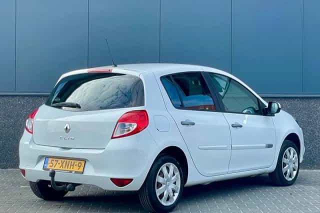 Renault Clio (2012) thumbnail 6