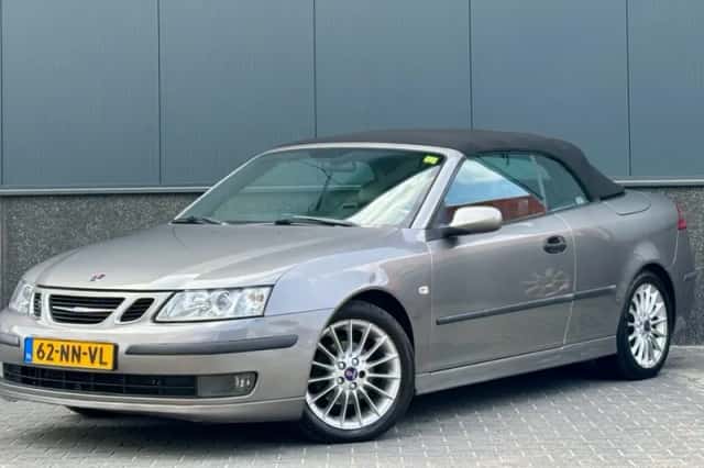 Saab 9-3 (2004) thumbnail 3