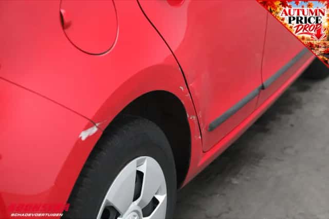 Volkswagen Up! (2015) thumbnail 5