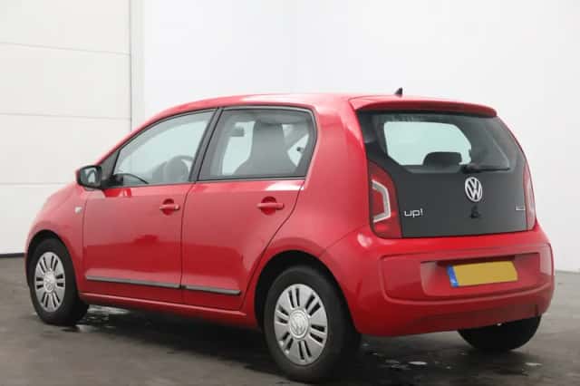 Volkswagen Up! (2015) thumbnail 4