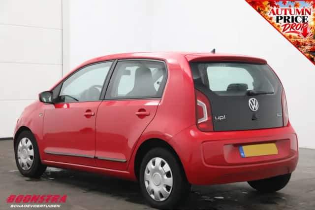 Volkswagen Up! (2015) thumbnail 5