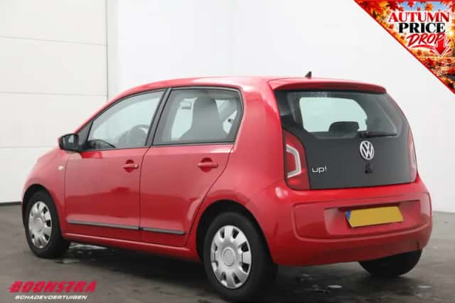 Volkswagen Up! (2015) thumbnail 4