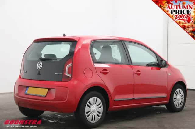 Volkswagen Up! (2015) thumbnail 3